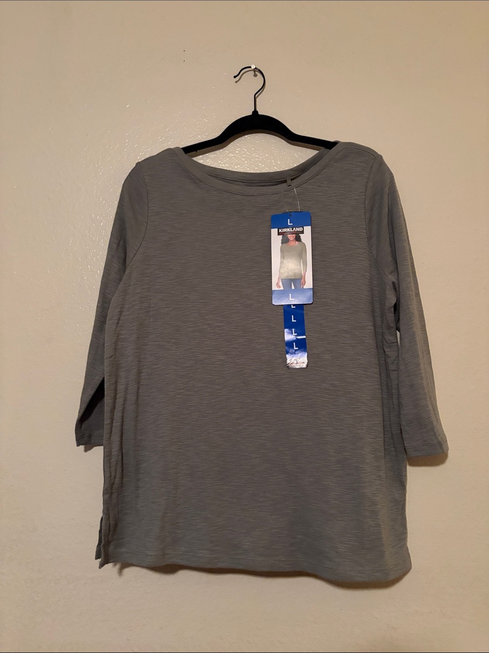 Kirkland Signature Women's Light Green/Olive 3/4 Sleeve Crewneck Top